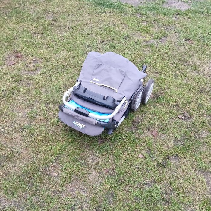 Коляска прогулянкова