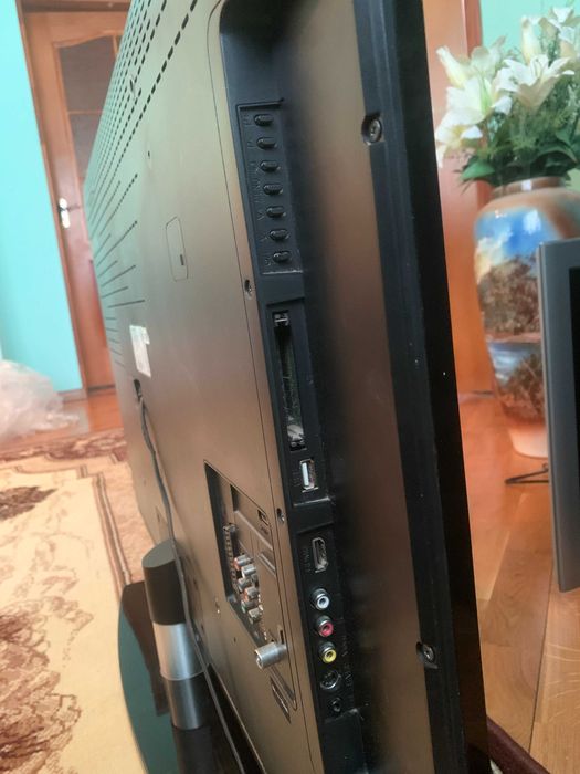 Телевізор Grundig 40 дюймів(101,6 см) 40VLE7040C full HD без смарта