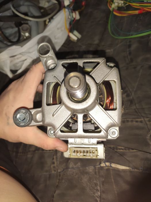 Стіральная машинка по запчастям