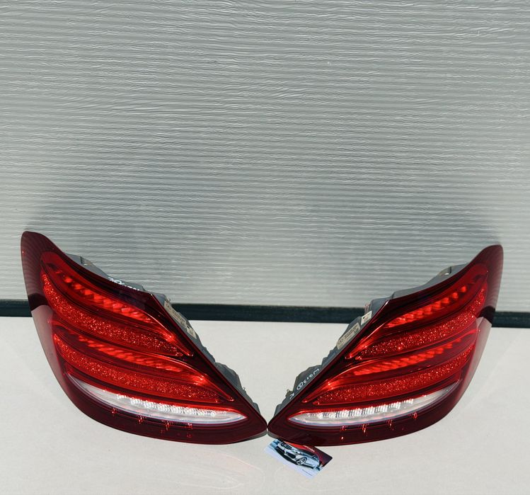 Задні стопи, фонарі Mercedes-Benz E-Class W213