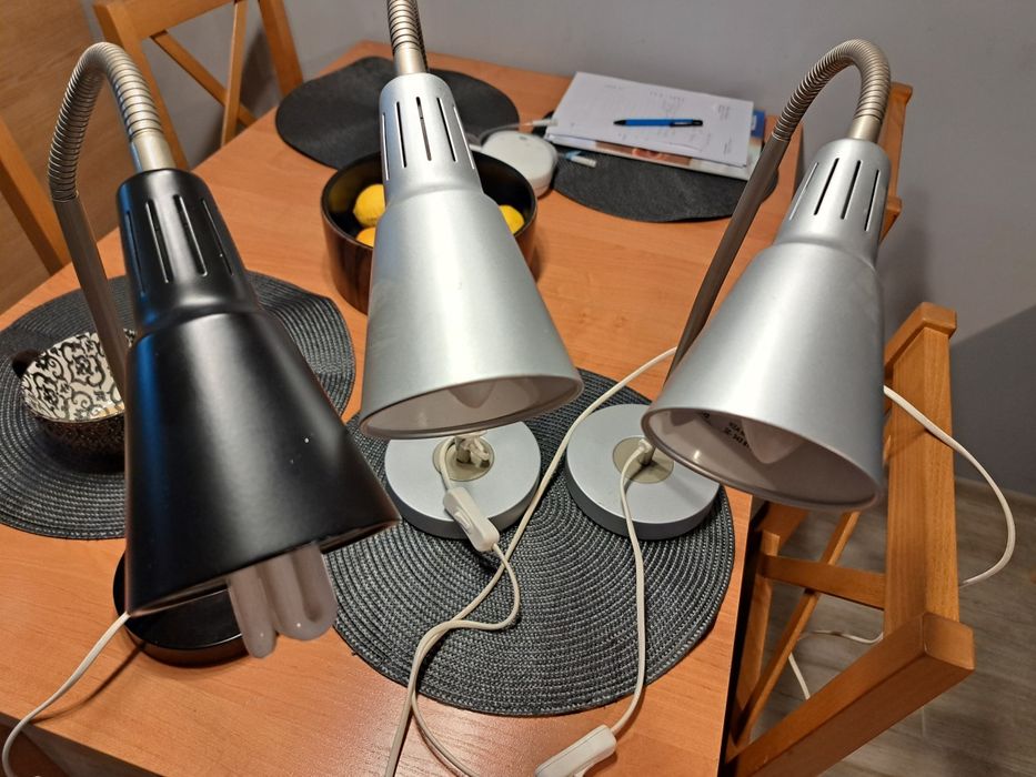 Lampka biurowa Ikea Kvart srebrna, granatowa