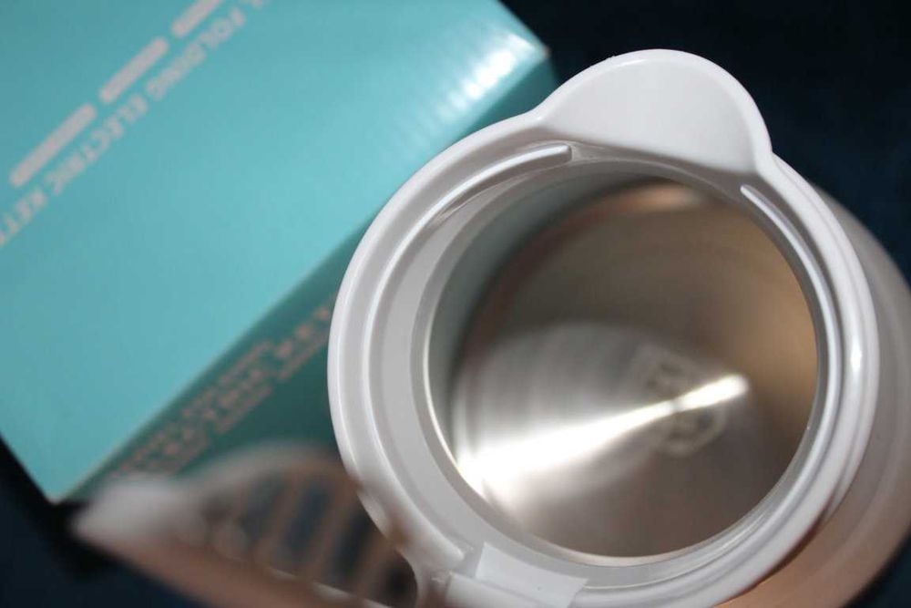 Mini Chaleira Dobrável Elétrica!