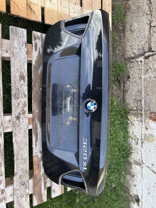 Klapa ,lampy i progi do BMW e90