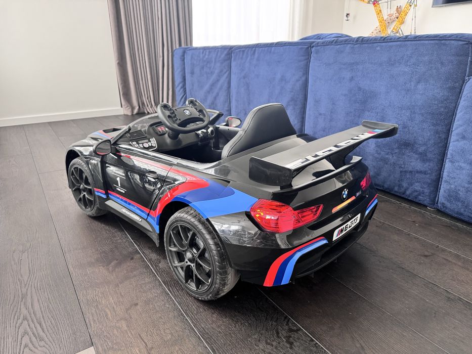Дитячий електромобіль BMW M6 GT3