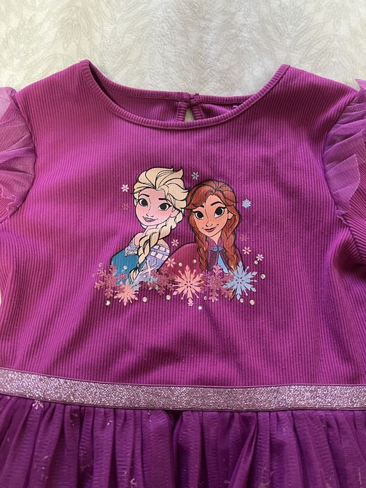 Продам гарну сукню для дівчинки Frozen