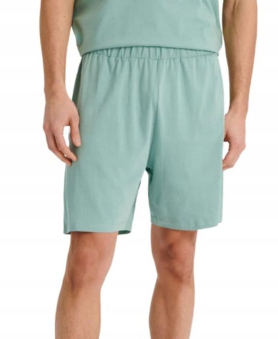 Męska piżama marki Sinsay.