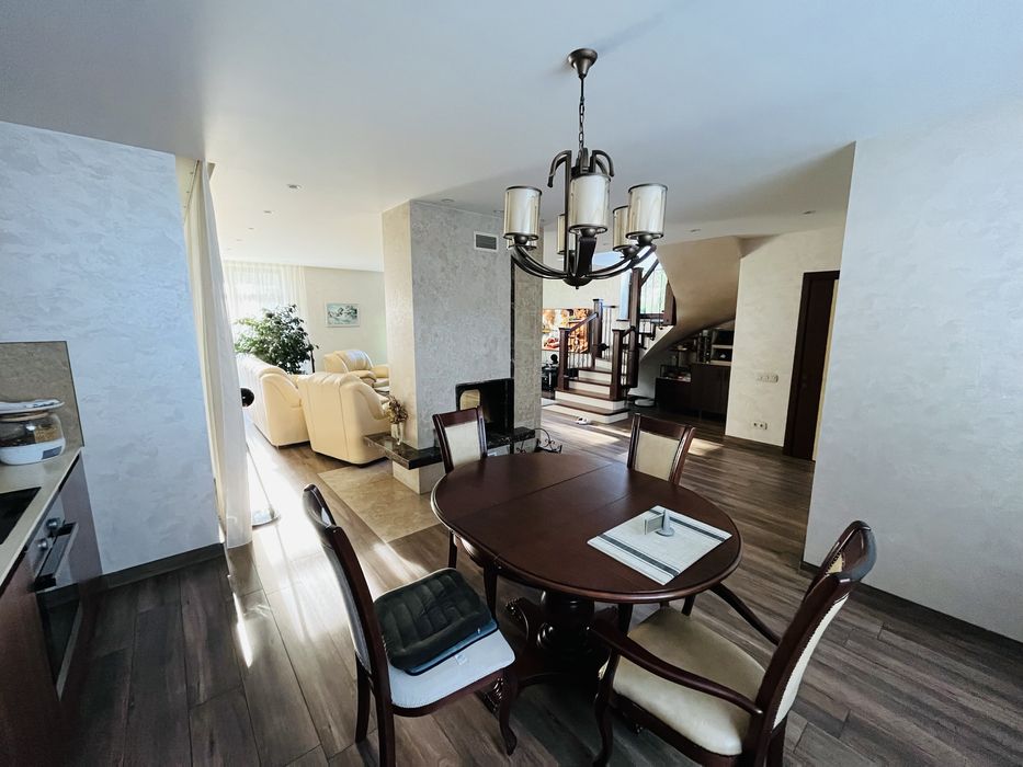 Продаж будинку, Київська об., Білогородка