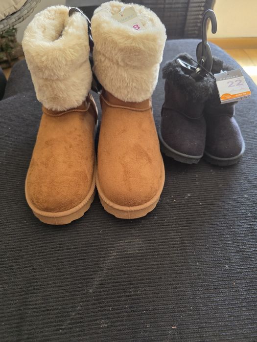 Dois pares de botas