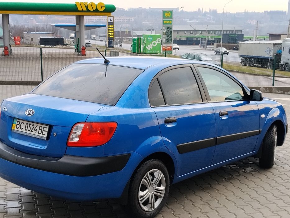 Продам Кіа Ріо 1.4 газ - бензин