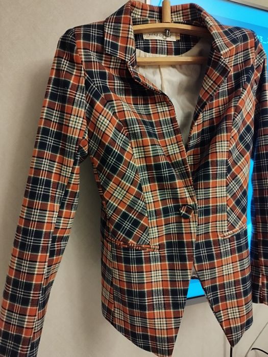 Пиджак женский стильный