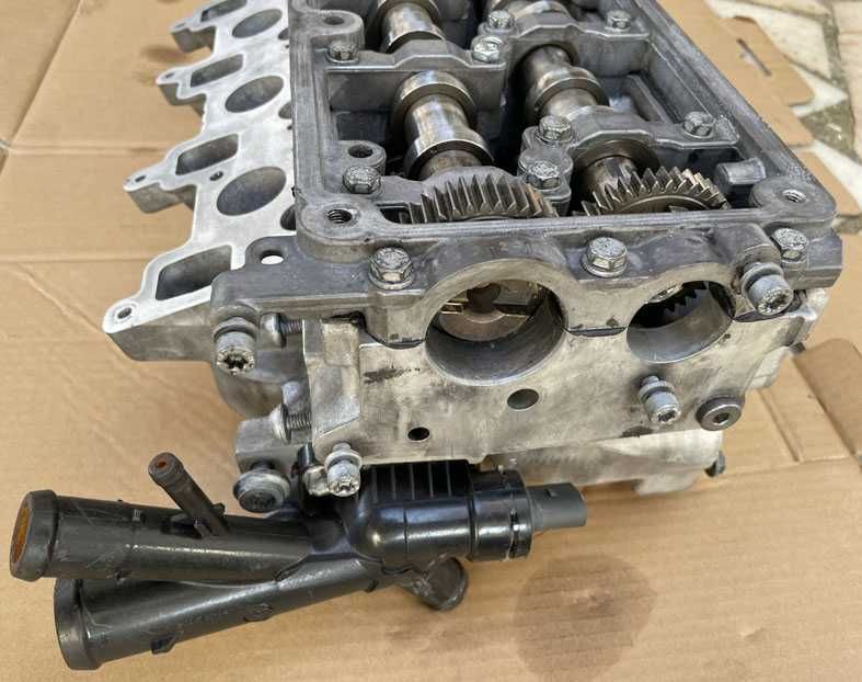 cabeça de motor 1.6TDI 16V grupo VAG ref: 03L103373A - VW audi seat skoda