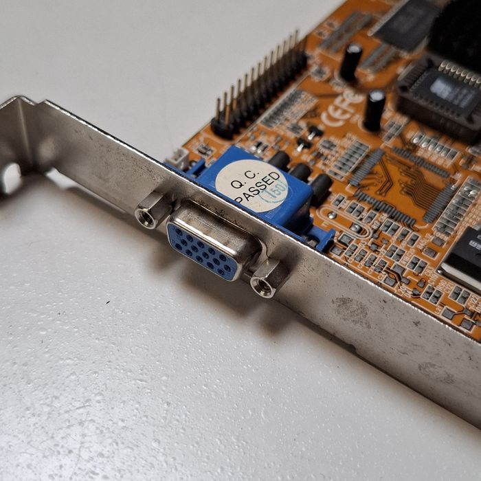 Karta graficzna Nvidia VANTA 16mb AGP