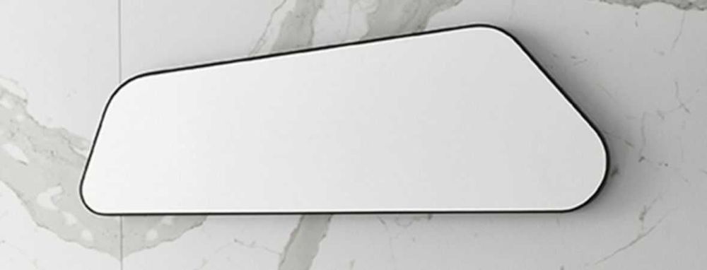 Espelho com rebordo dourado