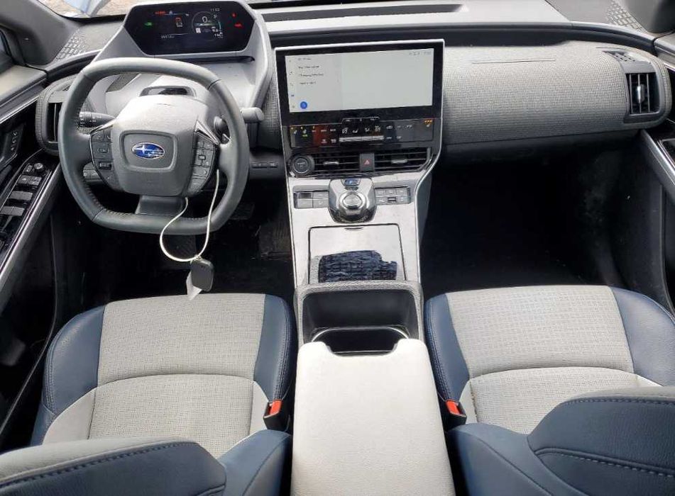 subaru solterra Бампер Розборка
