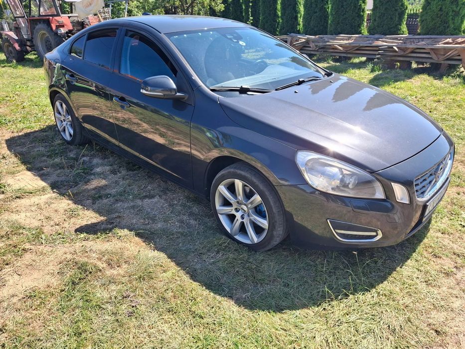 Volvo S60