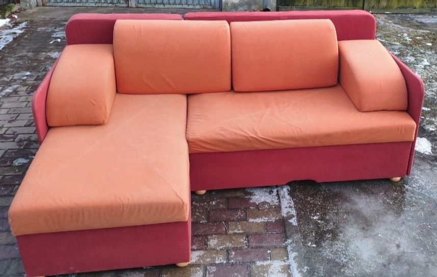 Zestaw ładnych mebli