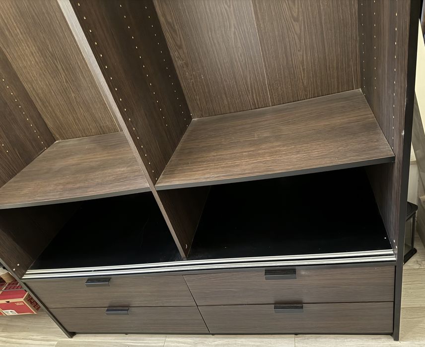 Roupeiro Trsysil ikea