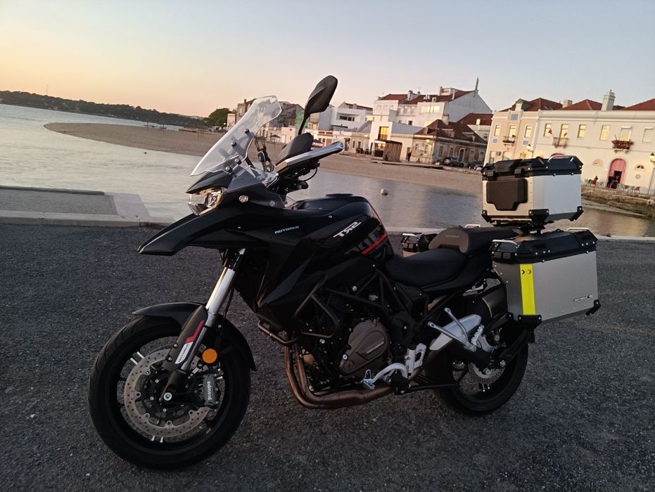 Vendo a minha 700cc impecável