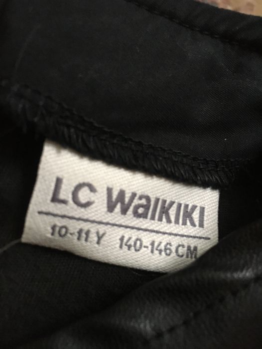 Красиве плаття Waikiki на дівчинку 140-146 см