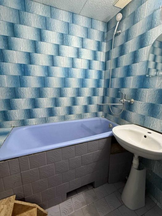 3 кім кв в центрі Таїрова