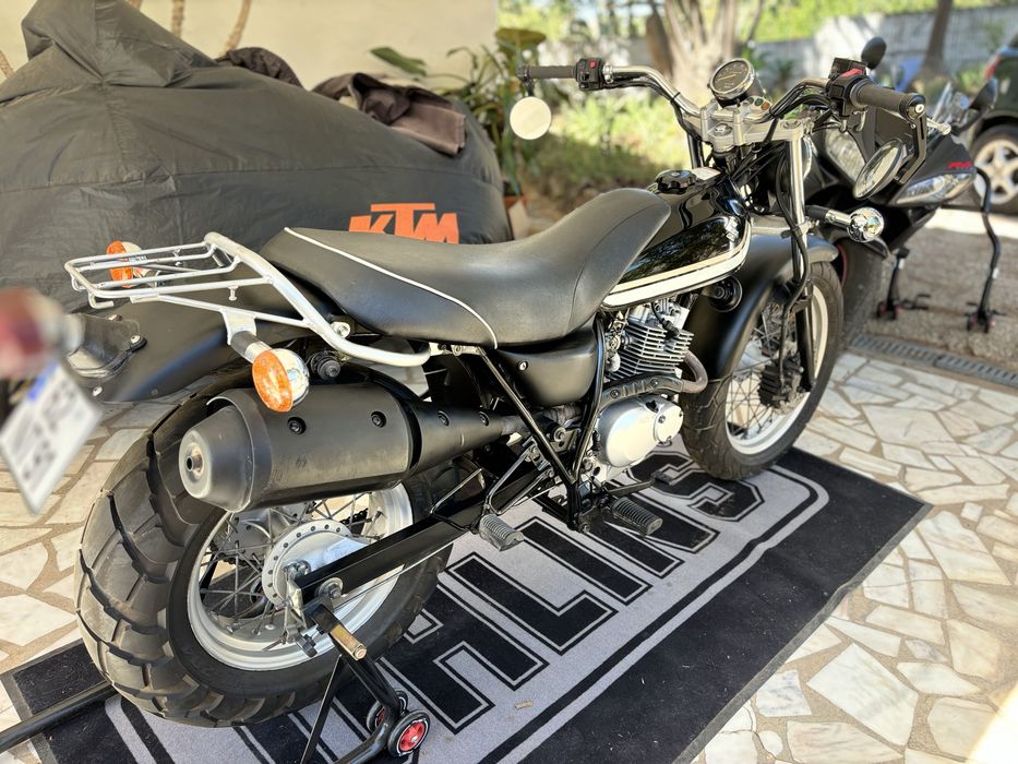 Suzuki VanVan 125