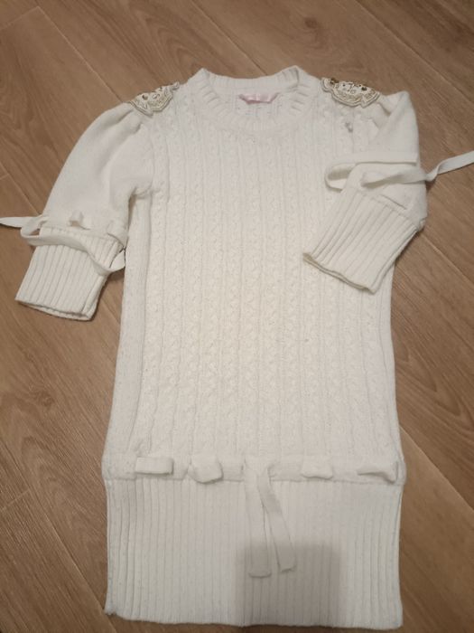 Віддам безкоштовно дитячі речі