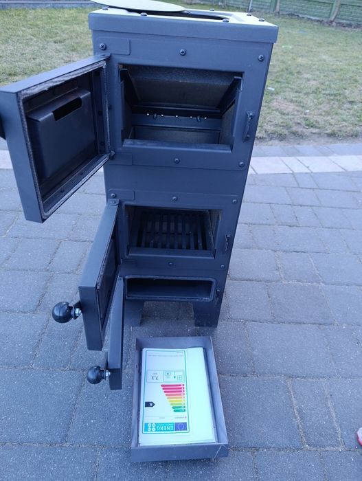 Piec stalowy koza Janusz 7kW szamotowy