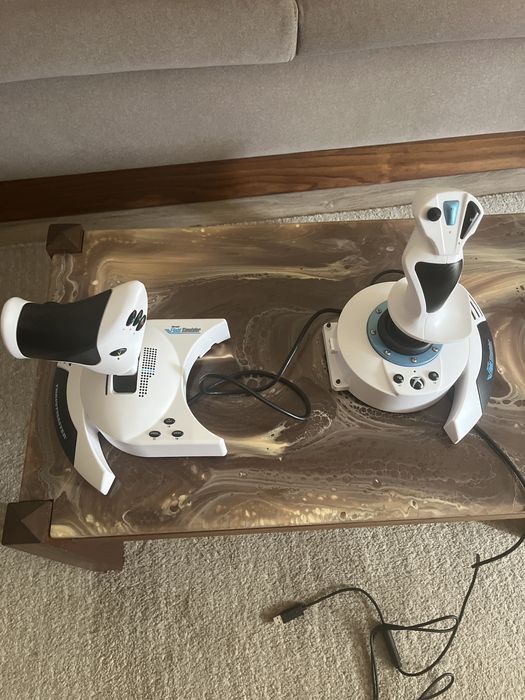 Thrustmaster T.Flight Hotas One para Xbox e PC
