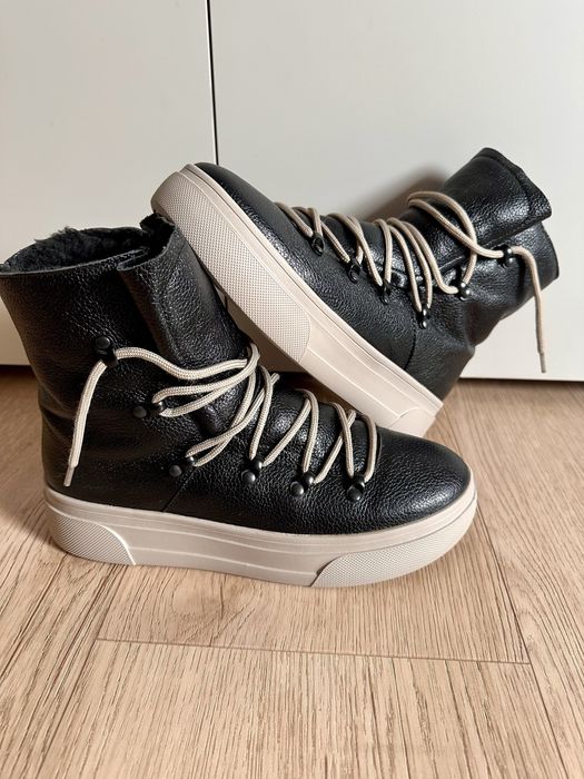 Зимові черевики/угги  р.40