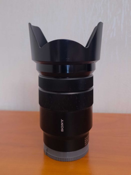 Об'єктив Sony E PZ 18-105mm f/4 G OSS