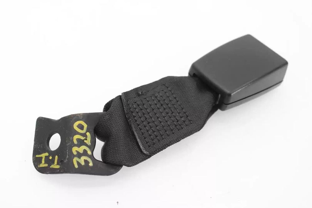 FIXAÇÃO CINTO TRASEIRO BMW 1 2008 -9117261