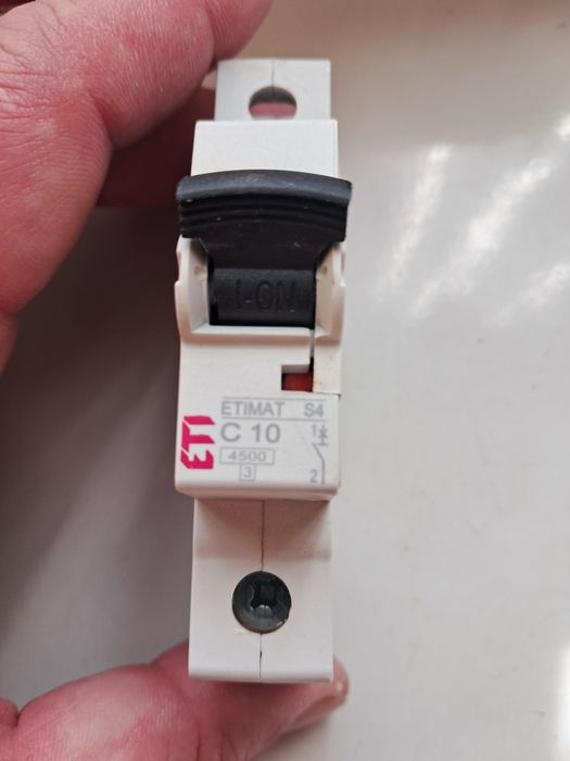 Автоматичний вимикач ETIMAT 6 С 25 С 16 С 10  і C 16 S 4 MEDE POLAND