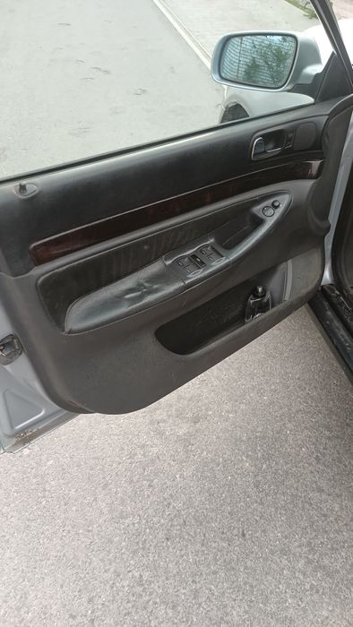 Ауди А4 B5 1.9 Audi турбо дизель универсал кожаный салон максимальная комплектация
