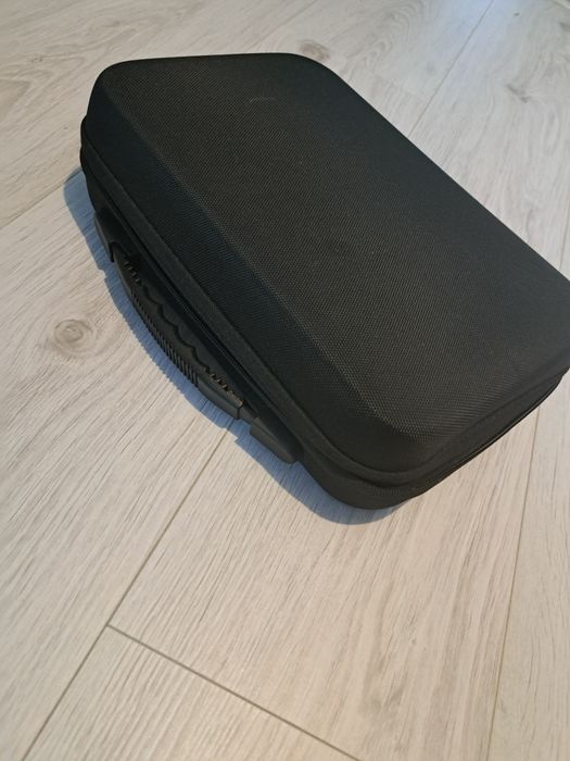 Walizeczka na lakiery do paznokci