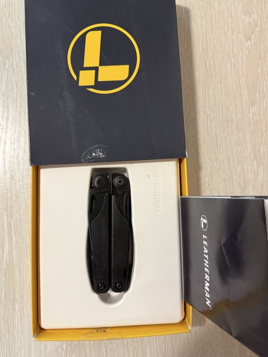 Продам мультитул Leatherman Surge Black