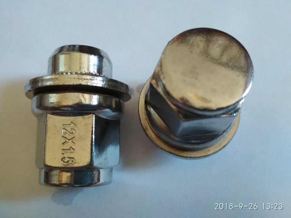 Свечи NGK LZKR6B 10E+гайки Кіа Rіо