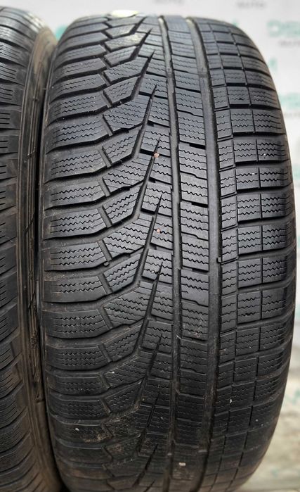 Скад шин б/в. 235/50 R19 Hankook Winter I*Cept Evo2 SUV: 2 500 грн ...