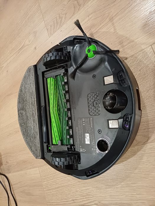 iRobot Roomba Combo J5 aspirador e mopa