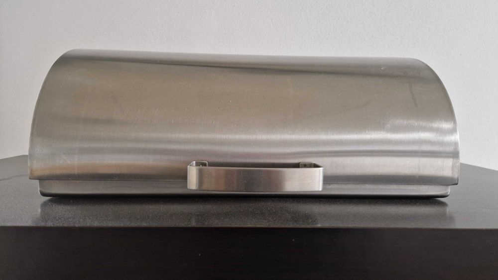 Caixa para pão Ikea em inox