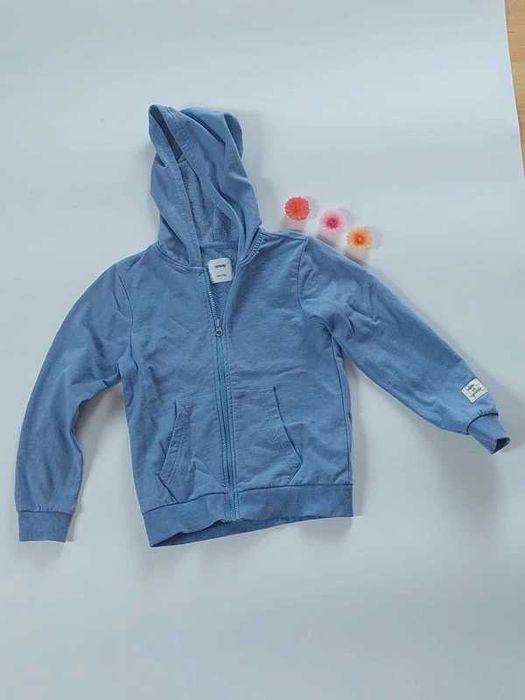 Bluza r. 134 – jasnoniebieska, z kapturem
