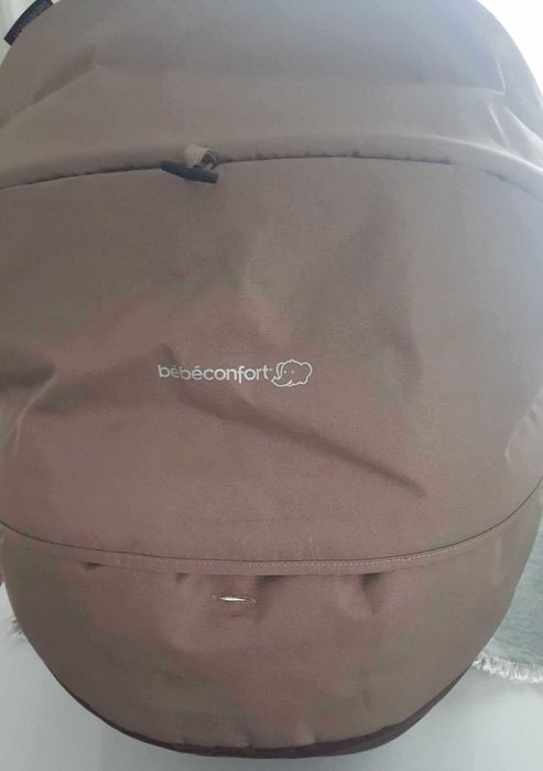 Alcofa rígida em bom estado