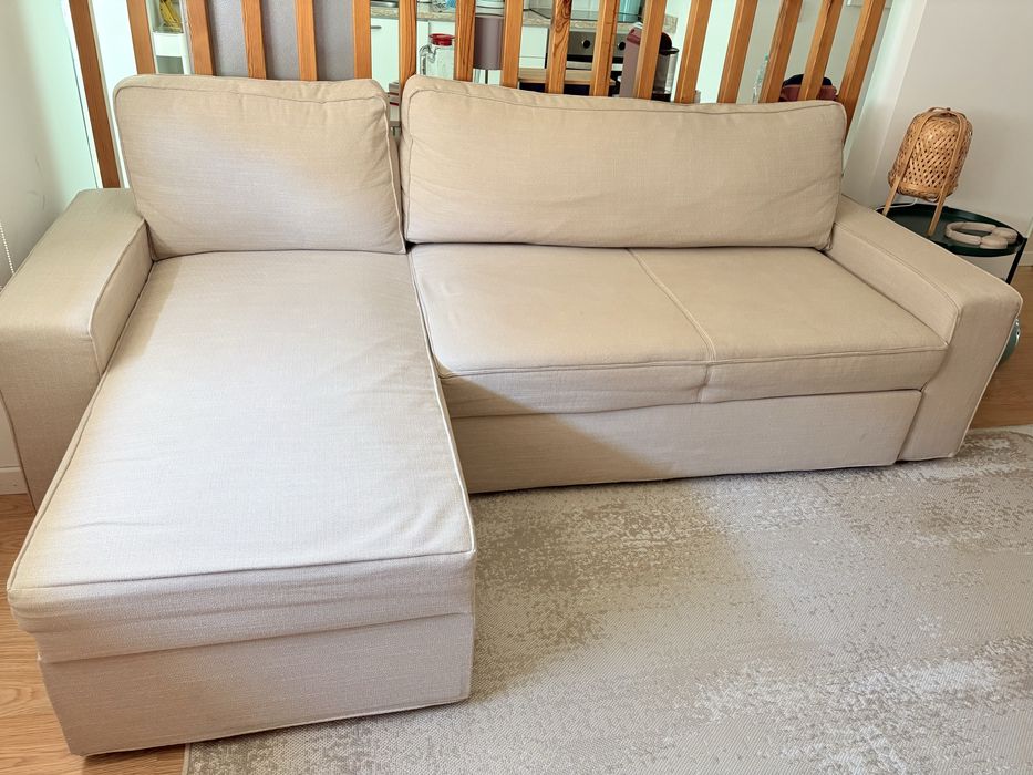Sofá cama com chaise-longue