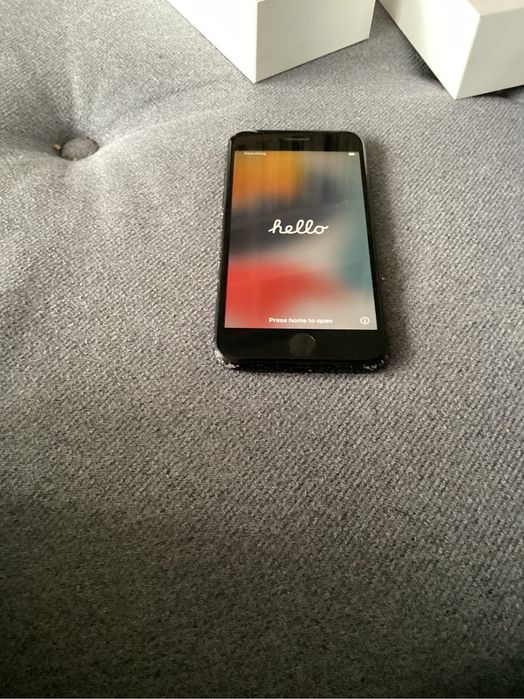 Iphone 7 128 gb stan dobry