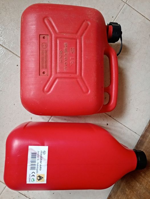 Garrafão de Combustível