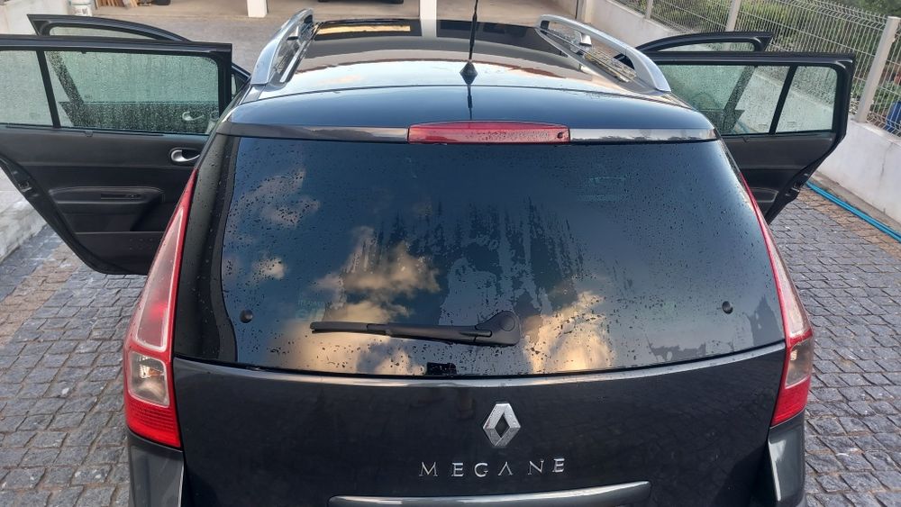 Carrinha megane2528955119492157442
