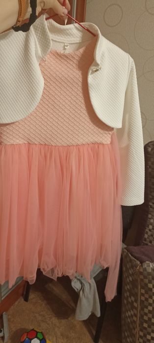 Святкова сукня на випускний