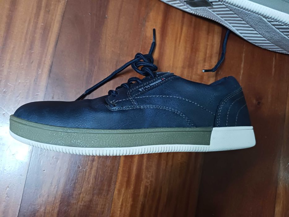 Sapatos para criança da Bublle kids - T36