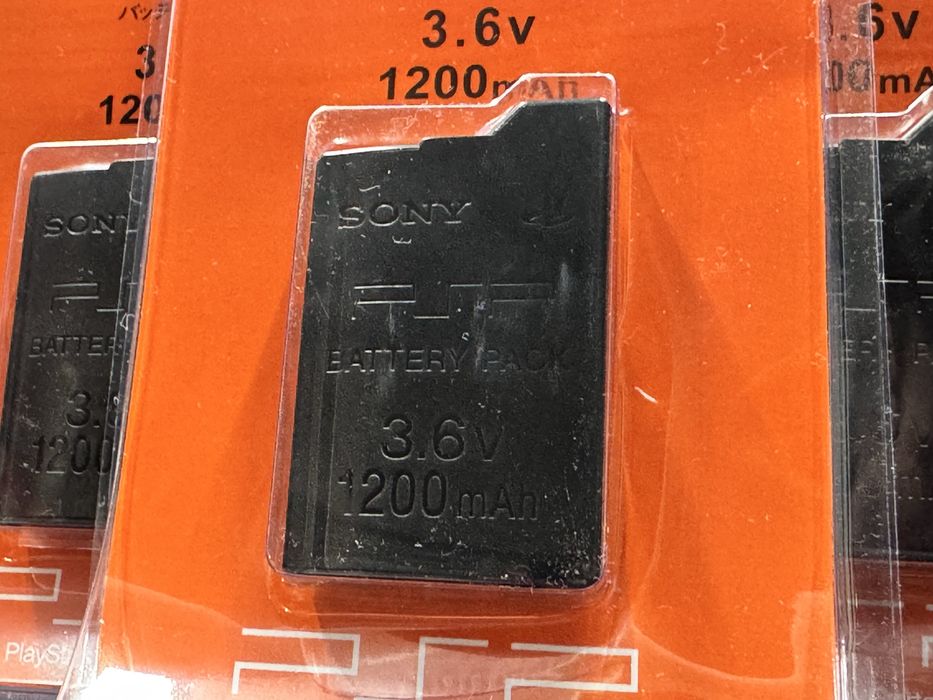 PSP аккумулятор Playstation Portable 2000/3000