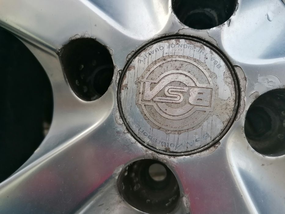 Jantes liga leve BSA, estava instalada numa combi/opel corsa