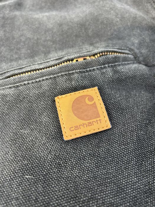 Casaco Carhartt tamanho L NOVO nunca usado